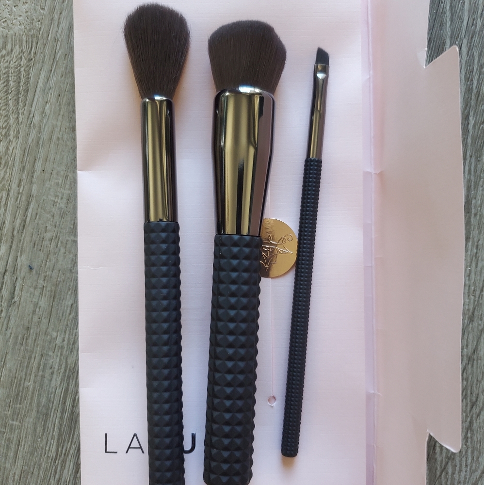 Laruce Beauty On The Go Set